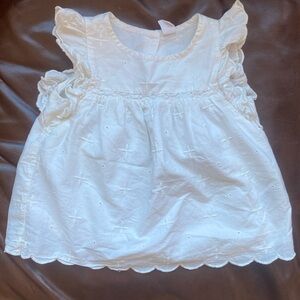 Baby Gap White Tank Top with Ruffle Hem, Size 5T